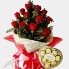 Combo 12 premium roses c/ ferrero